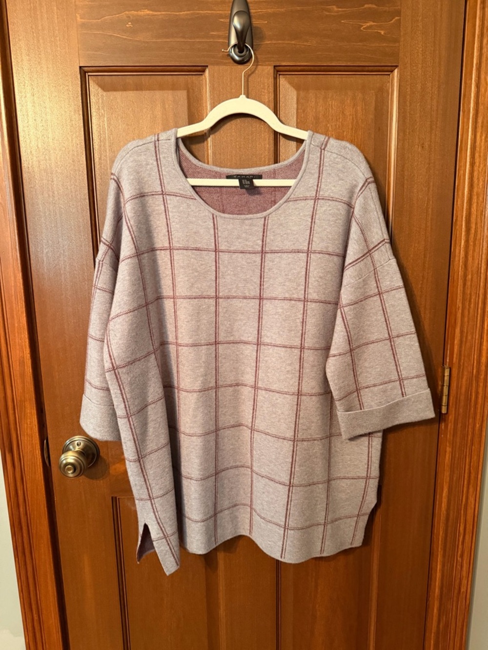 Tahari Gray Sweater with Burgundy Windowpane
